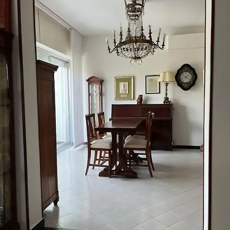 La Casa Del Conte San Salvatore (Genoa)